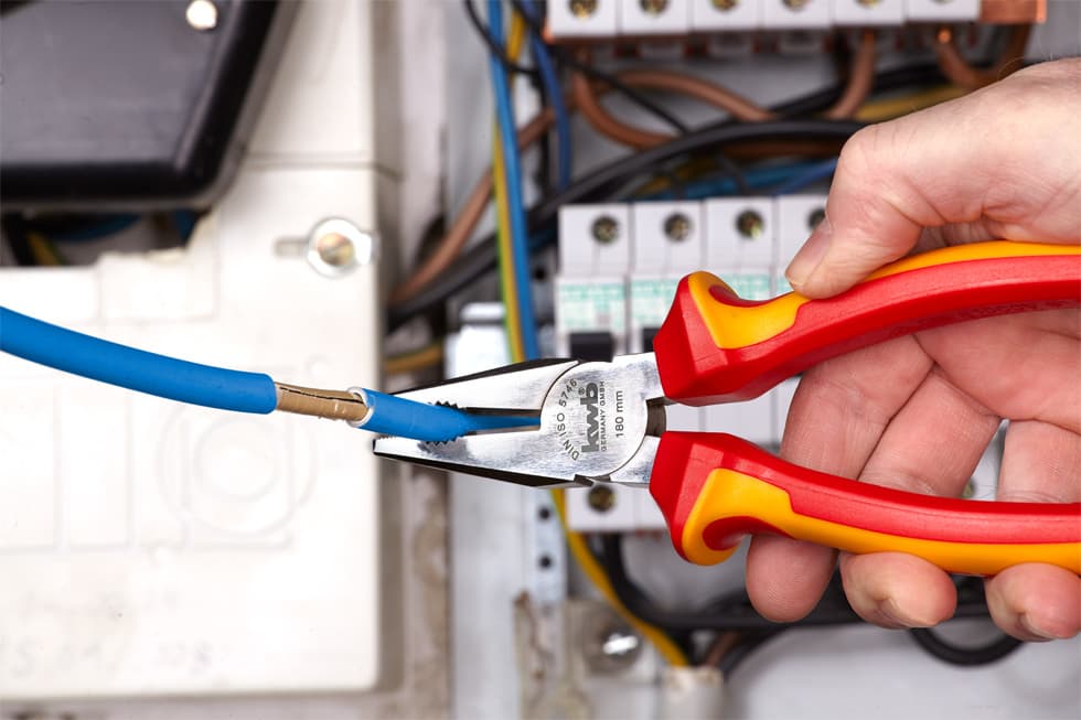  KWB 49396320 kombinovana izolovana klešta 190 mm, VDE 1000V - slika 3