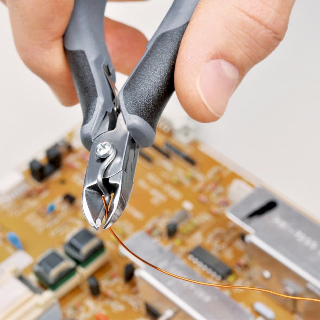 Knipex kose sečice sa stezaljkom za elektroniku ESD 115mm 77 12 115 ESD - slika 4