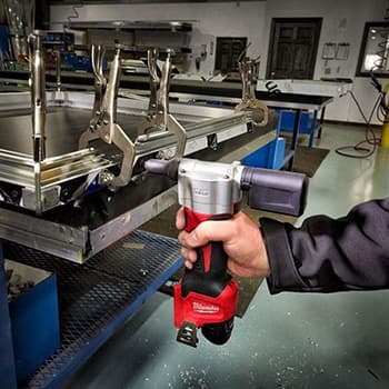 Milwaukee akumulatorski pištolj za pop nitne 12V 2Ah M12 BPRT-201X - slika 6