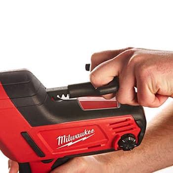 Milwaukee akumulatorski pištolj za kartuše 18V 2Ah C18 PCG/600A-201B - slika 4