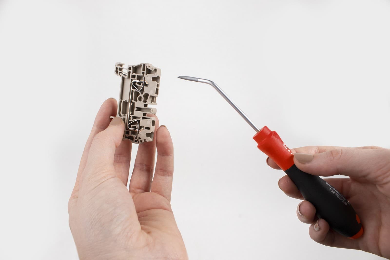 Wiha 43894 Alat za aktiviranje terminala SoftFinish® SL 3.0 x 0,5 mm - slika 3