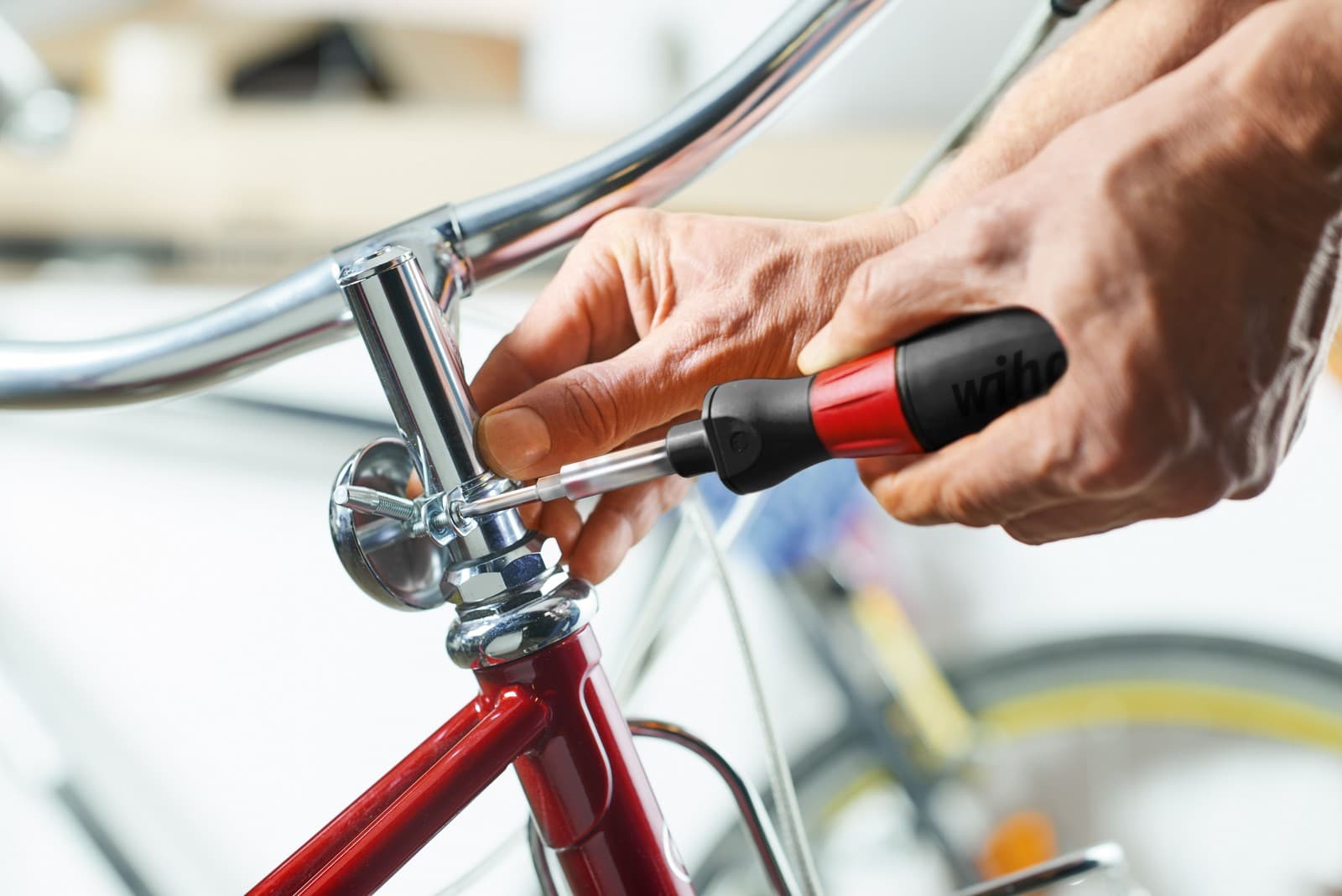 Wiha 43631 speedE® Industrial e-Set odvijača Torx®, 5 delova, sa baterijom i USB punjačem - slika 15