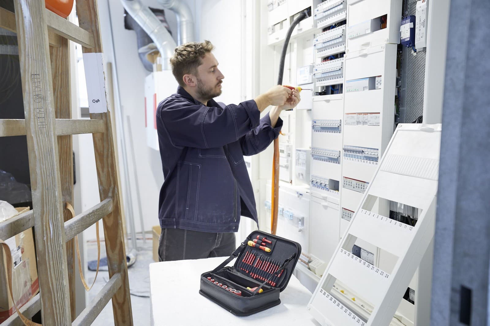 Wiha 43465 set alata, 32 dela, sa torbicom, slimVario® - slika 18