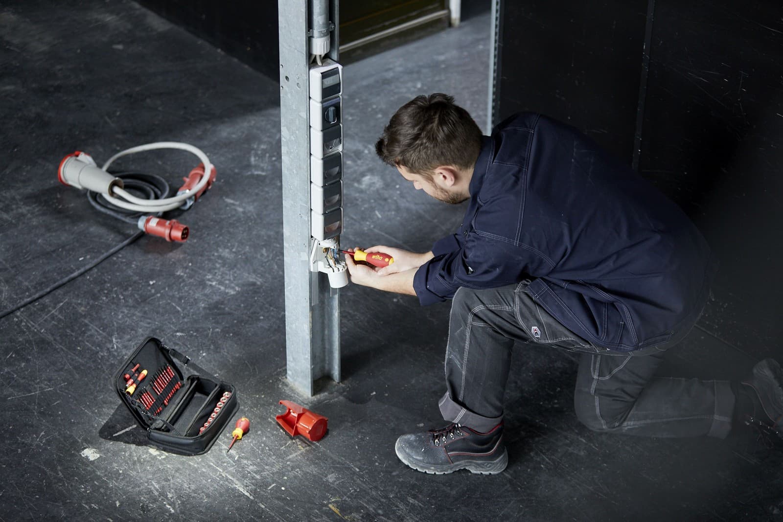 Wiha 43465 set alata, 32 dela, sa torbicom, slimVario® - slika 15