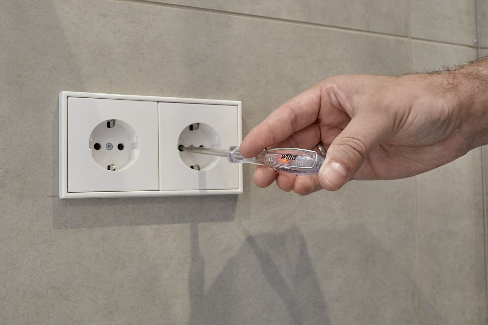 Wiha 35378 Tester napona SoftFinish® Jednopolni, 110-250 V, SL 3 mm - slika 3