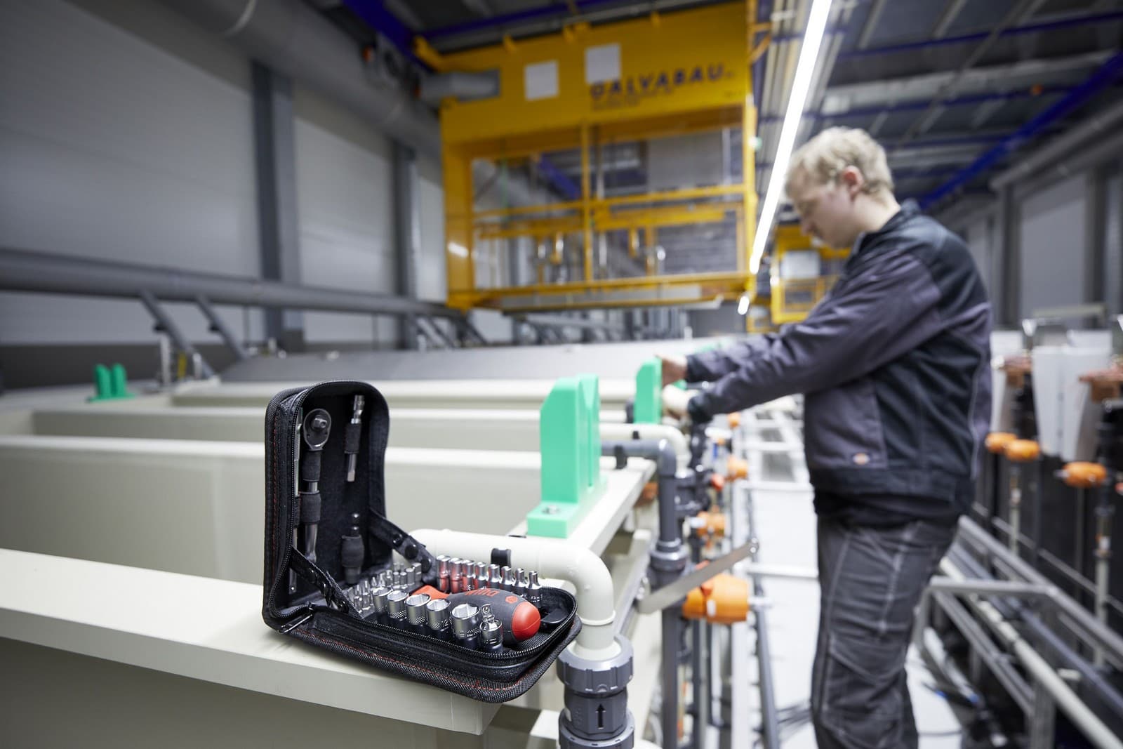 Wiha 44684 Set gedora i bitova 1/4" 40 delova, sa torbicom - slika 8