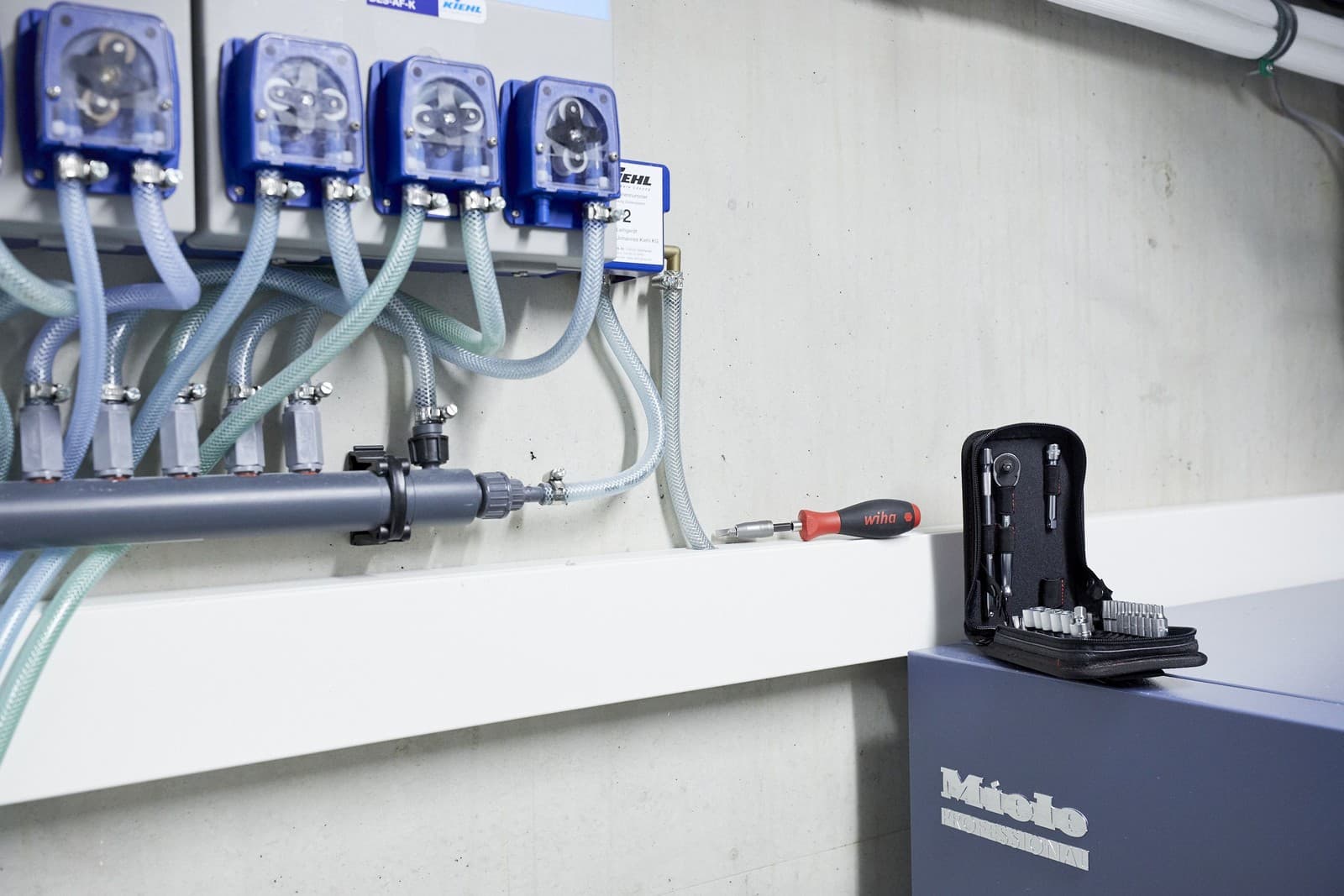 Wiha 44684 Set gedora i bitova 1/4" 40 delova, sa torbicom - slika 10