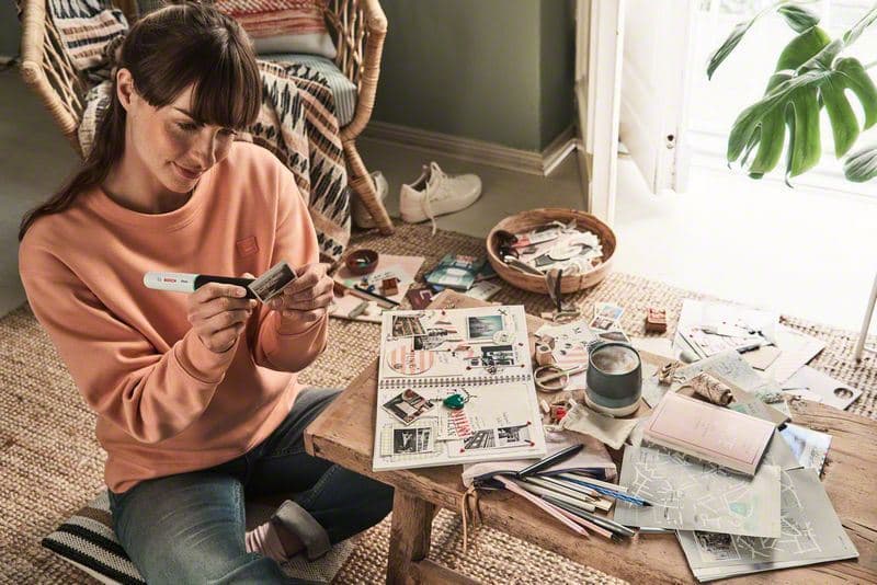 Bosch Gluey, 06032A2103 Akumulatorska olovka za vrelo lepljenje roza - slika 4