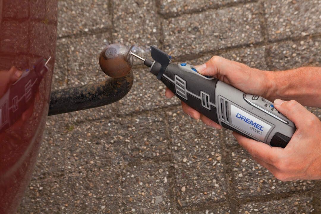 Akumulatorski višenamenski alat Dremel 8220 (2/45) sa 45 komada pribora, F0138220JH - slika 4