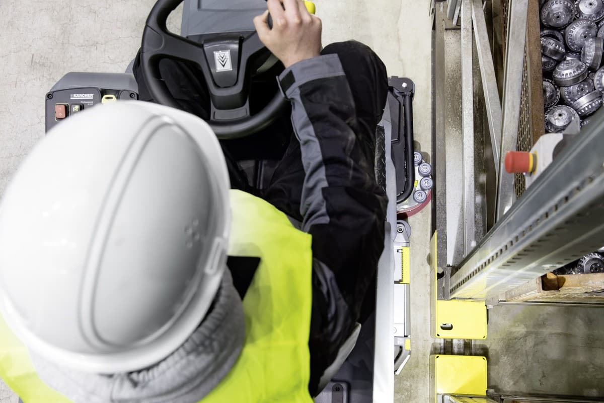 Karcher Nadogradni komplet sa bočnom četkom za ribanje B200R, 2.644-276.0 - slika 2
