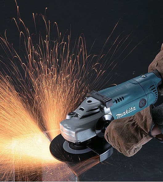 Makita GA7020RF Ugaona brusilica, 2.200W - slika 2