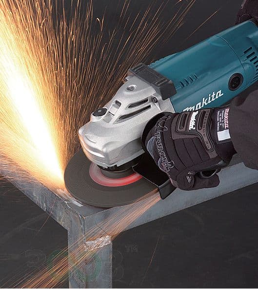 Makita GA7030RF01 Ugaona brusilica, 2.400W - slika 3