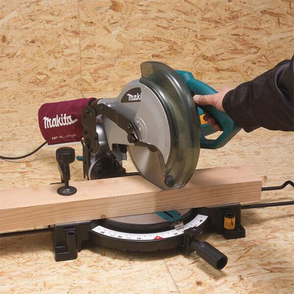 Makita MLS100 Potezno nagibna testera, 1.500W - slika 3