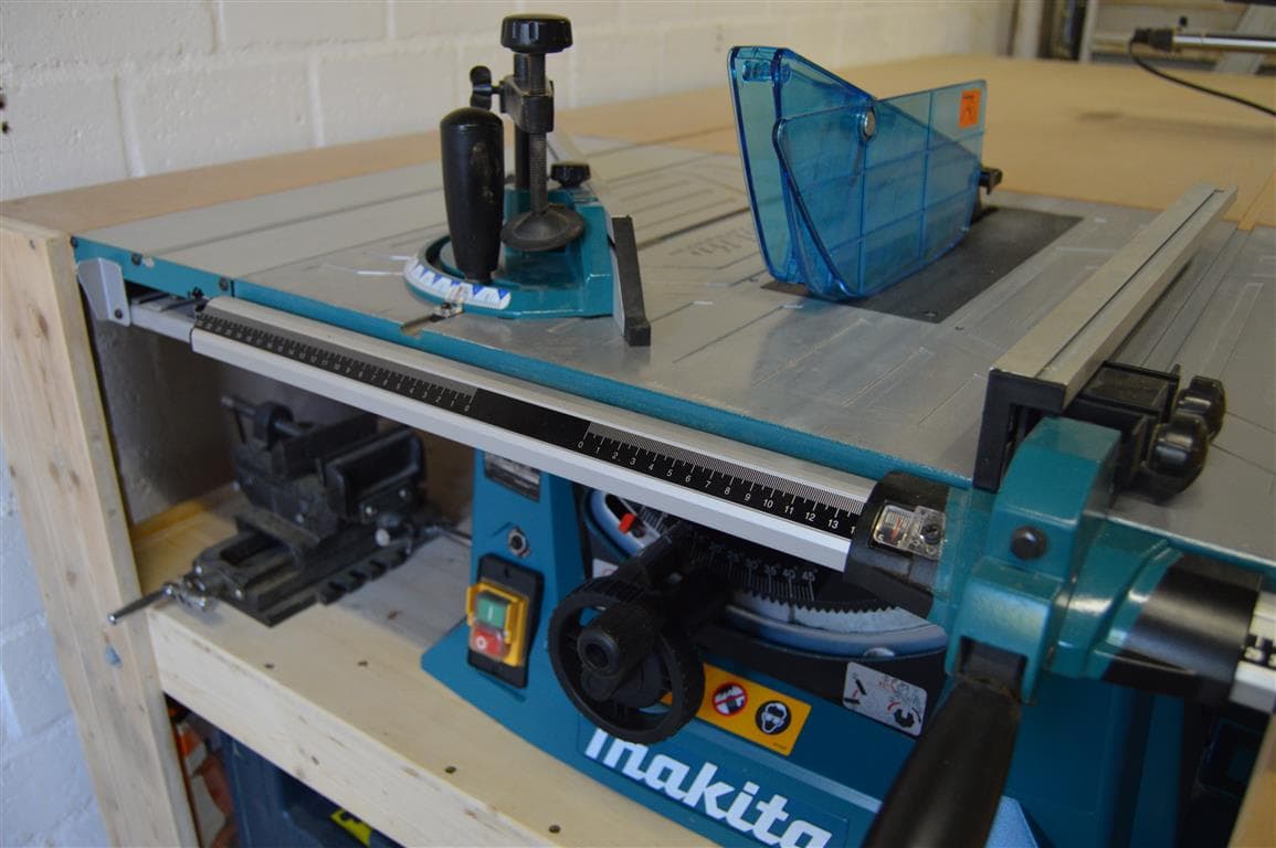 Makita MLT100 Stona kružna testera, 1.500W - slika 3