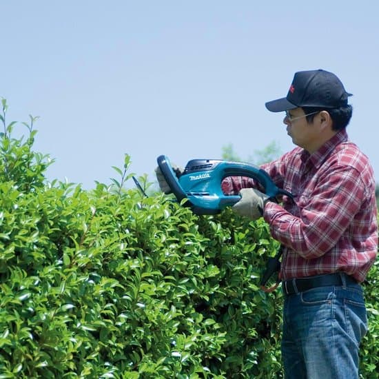 Makita UH4570 Električne makaze za živu ogradu, 550W - slika 3