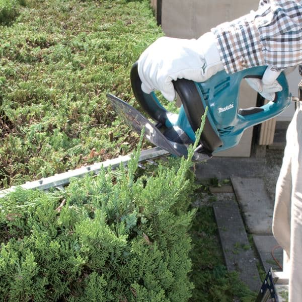 Makita UH4861 Makaze za živu ogradu, 400W - slika 3