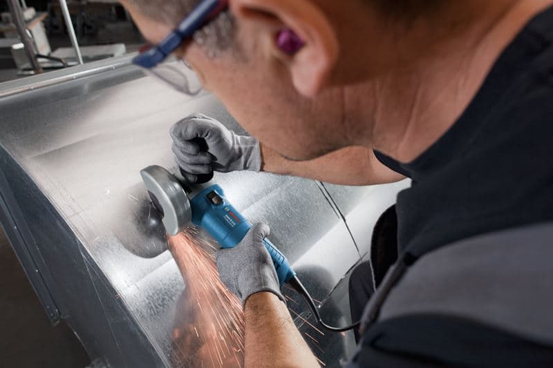 Bosch GWS 9-115 ugaona brusilica, 900W - slika 11