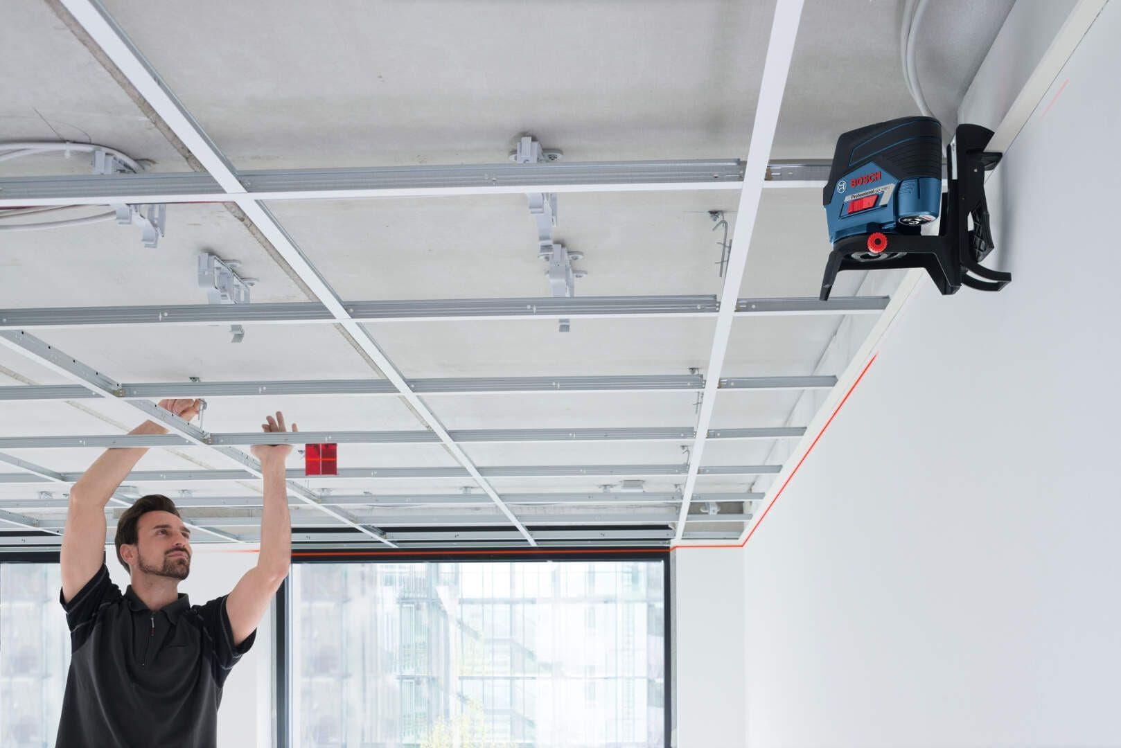 Bosch GCL 2-50 C kombinovani laser + RM 2 + BT 150 - slika 13