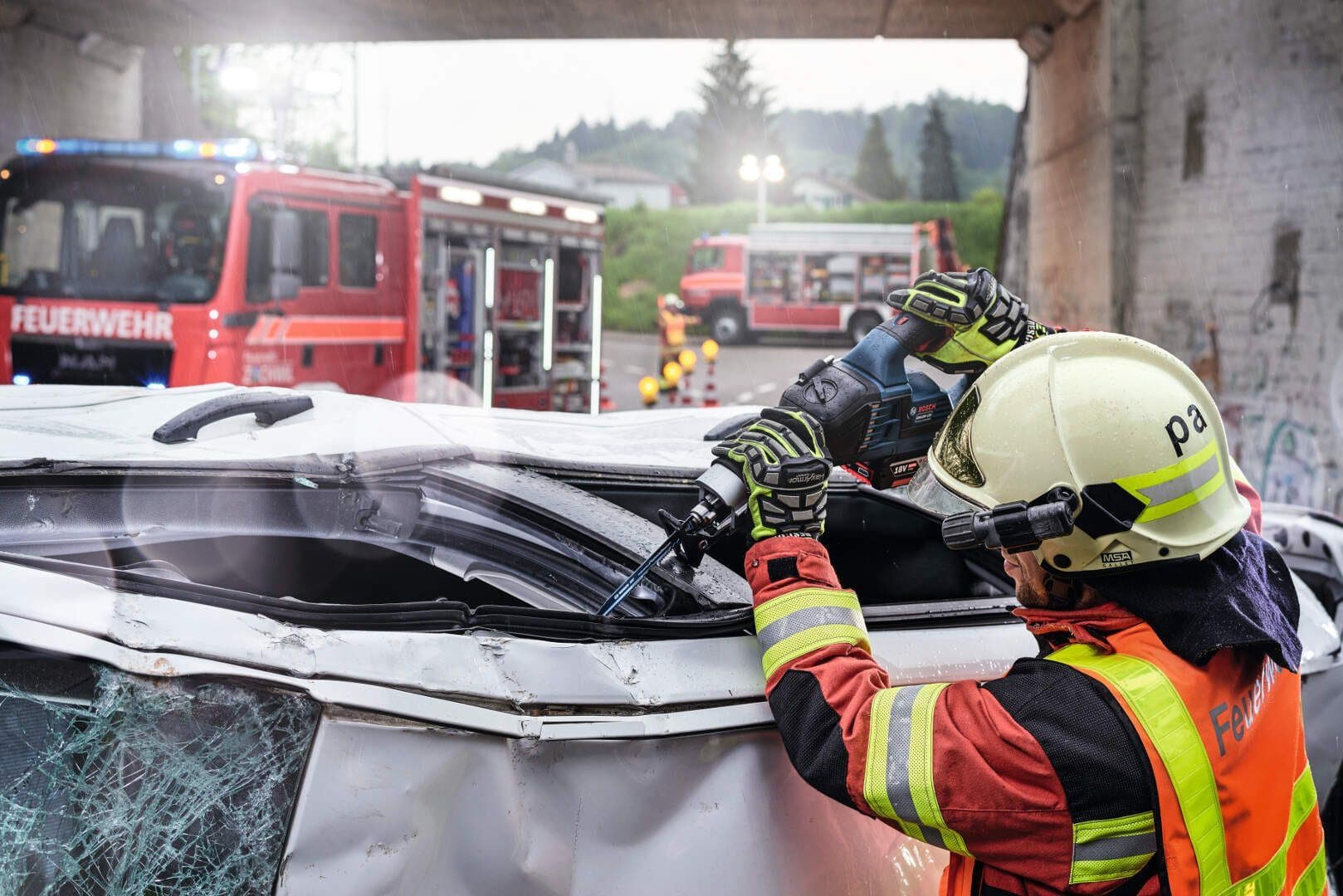 Bosch GSA 18V-32 Solo, akumulatorska univerzalna testera - slika 13