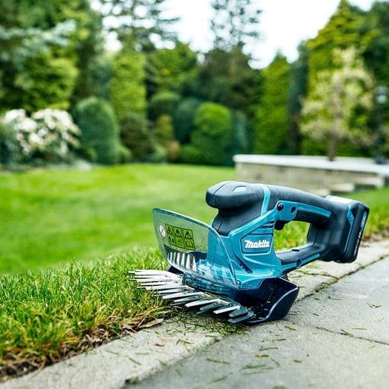 Makita UM600DZX Akumulatorski trimer za travu, bez baterija i punjača - slika 3