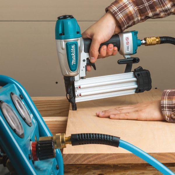 Makita AF506 pneumatski pištolj za eksere - slika 2