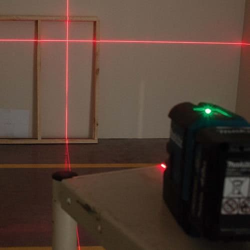 Makita SK106DZ Laser sa ukrštenim linijama, bez baterije i punjača - slika 2