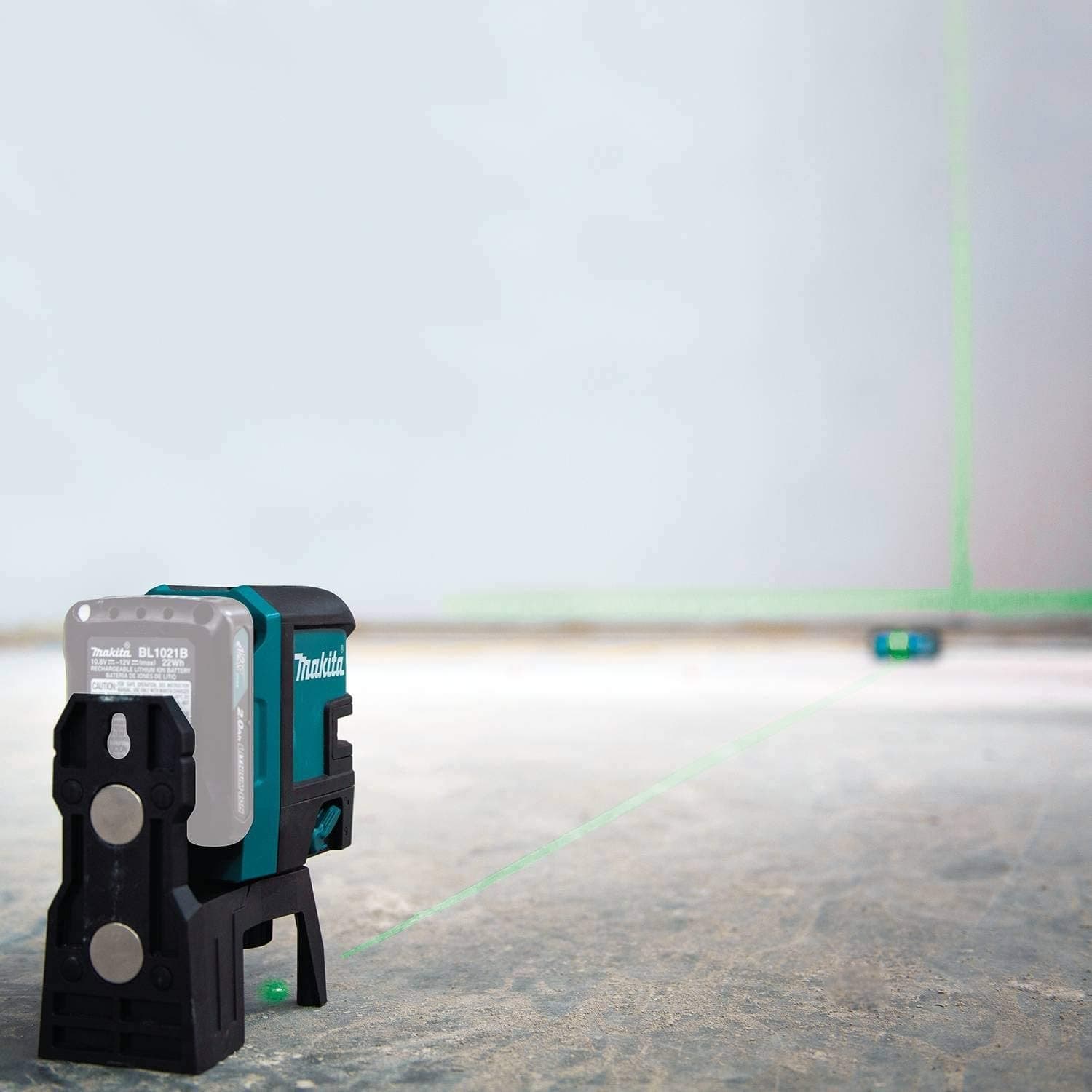 Makita SK106GDZ Laser sa ukrštenim linijama - zeleni, bez baterije i punjača - slika 3