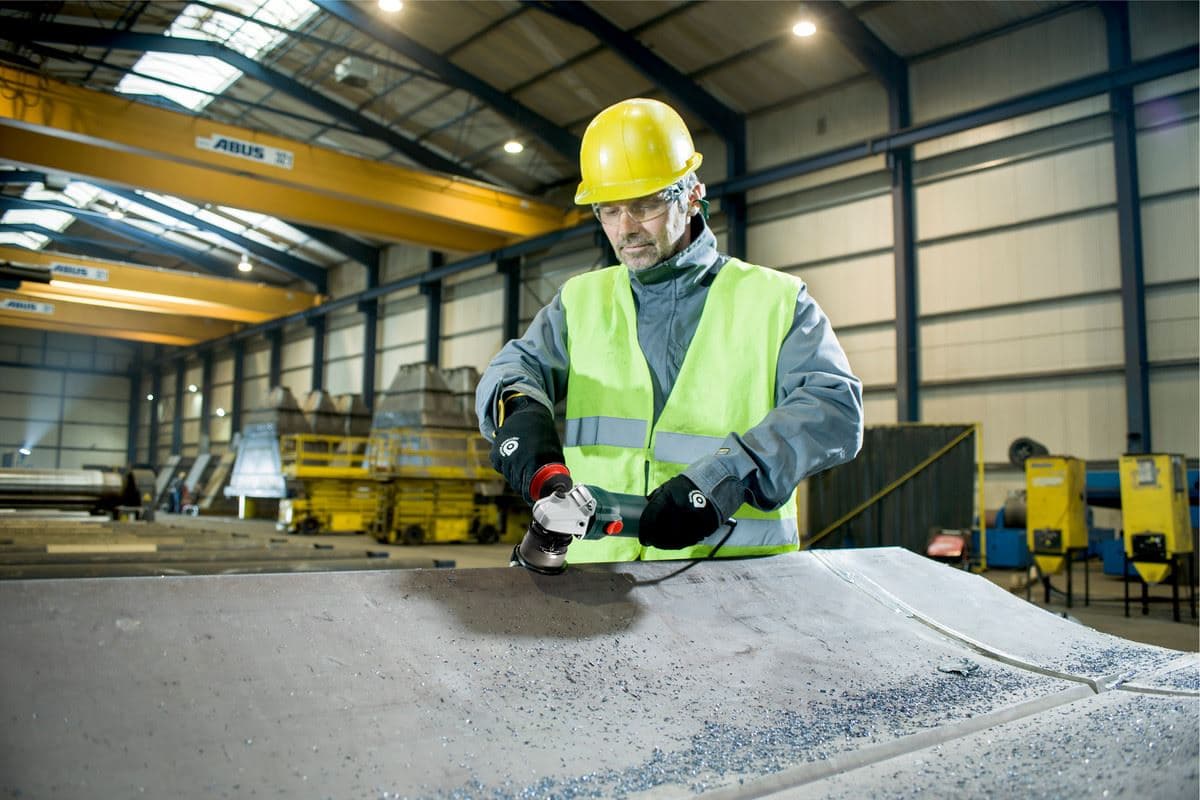 Metabo KFM 9-3 RF Mašina za obaranje ivica na čeliku, 601751700, 900W - slika 3