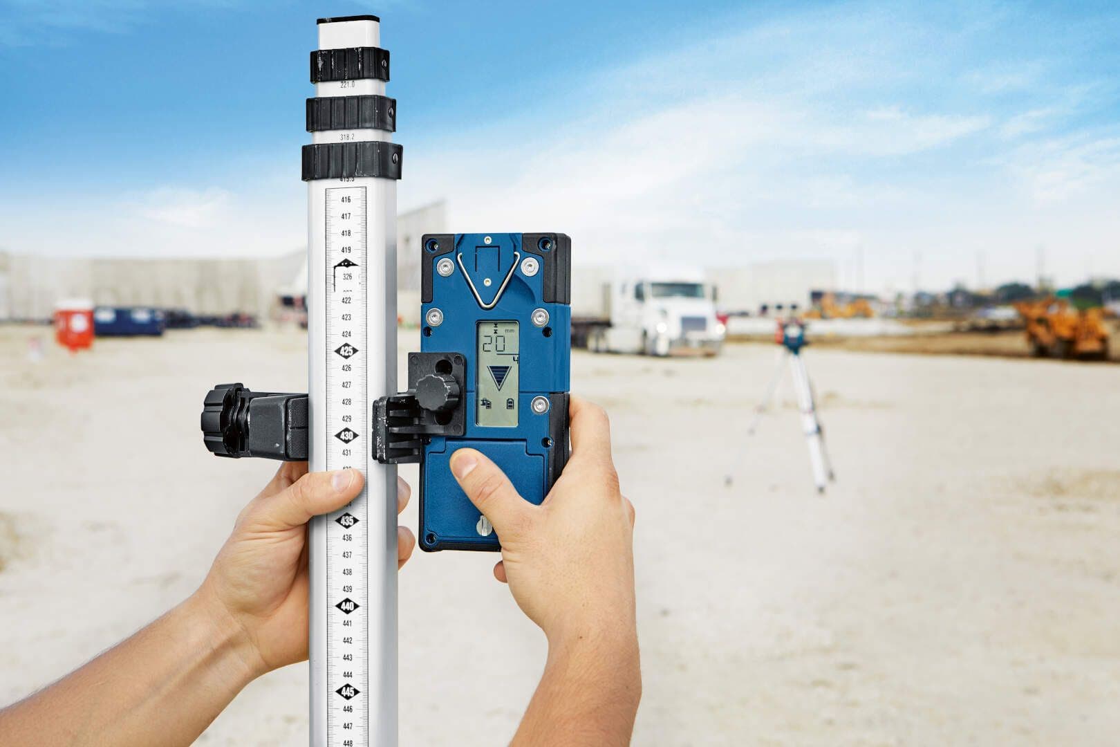 Bosch GRL 600 CHV Rotacioni laser + 1 x 4,0Ah 18V ProCORE + prijemnik LR 60 + daljinski upravljač - slika 22