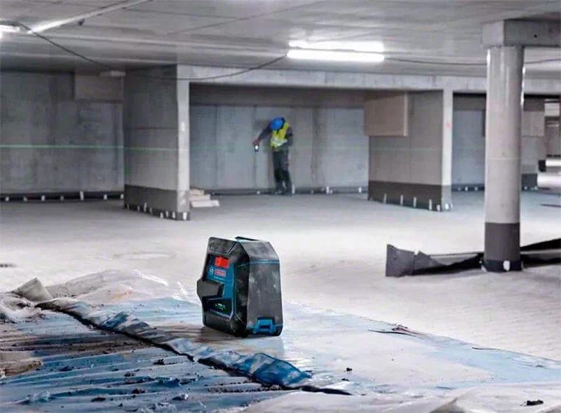Bosch GCL 2-50 G Kombinovani linijski laser sa zelenim zrakom sa magnetnim nosačem sa štipaljkom + kofer, domet 50m - slika 4