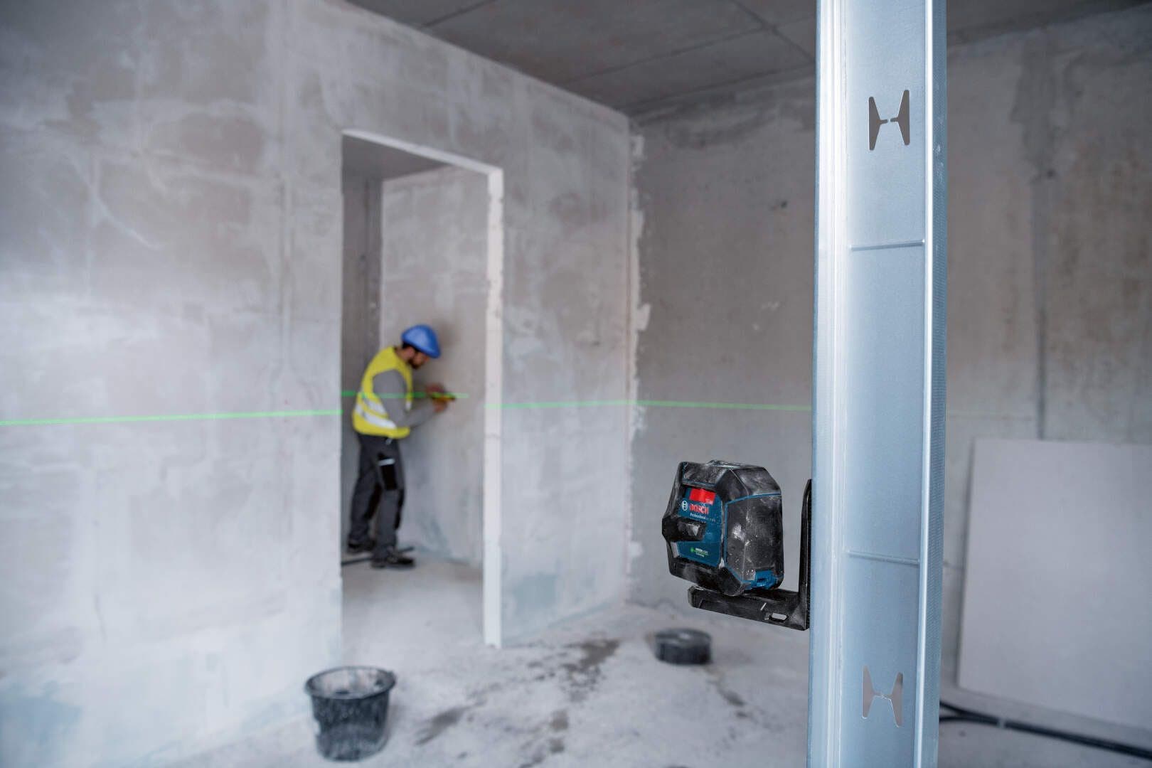 Bosch GLL 2-15 G Linijski laser sa zelenim zrakom, domet 15m - slika 3