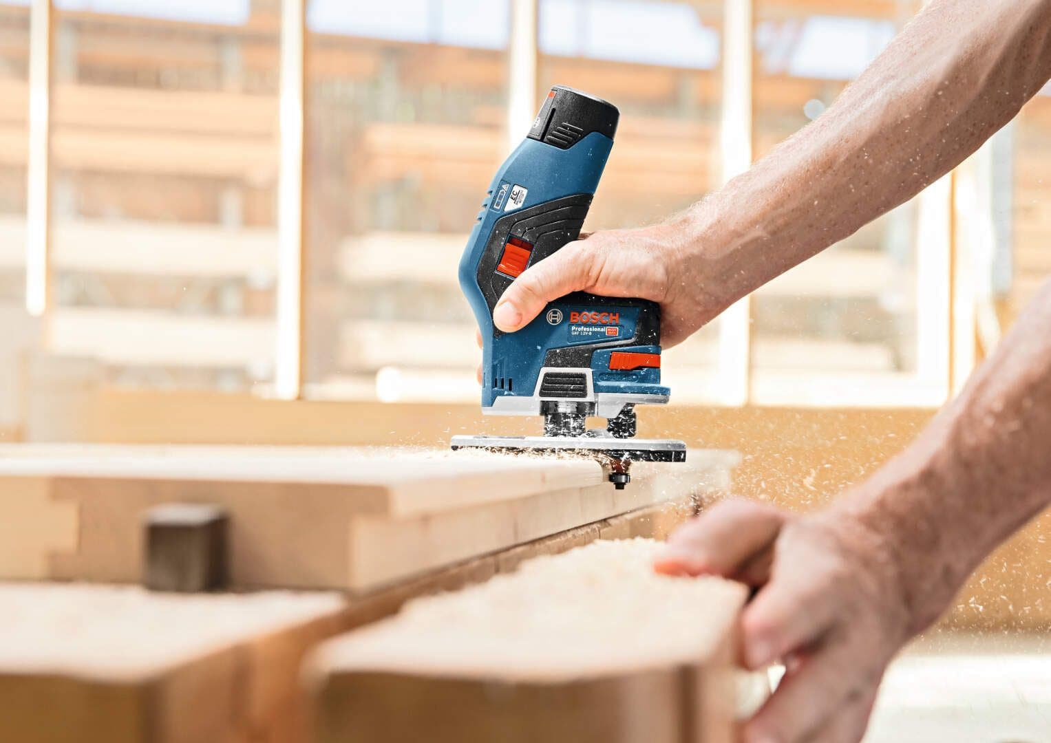 Bosch GKF 12V-8 Akumulatorska glodalica, 2x3.0Ah - slika 14