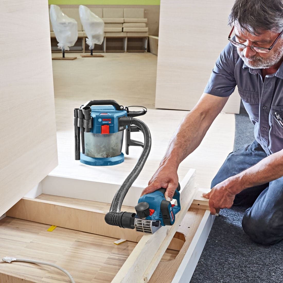 Bosch GHO 12V-20 Akumultorsko rende (ručni abrihter), 2x3.0Ah - slika 17