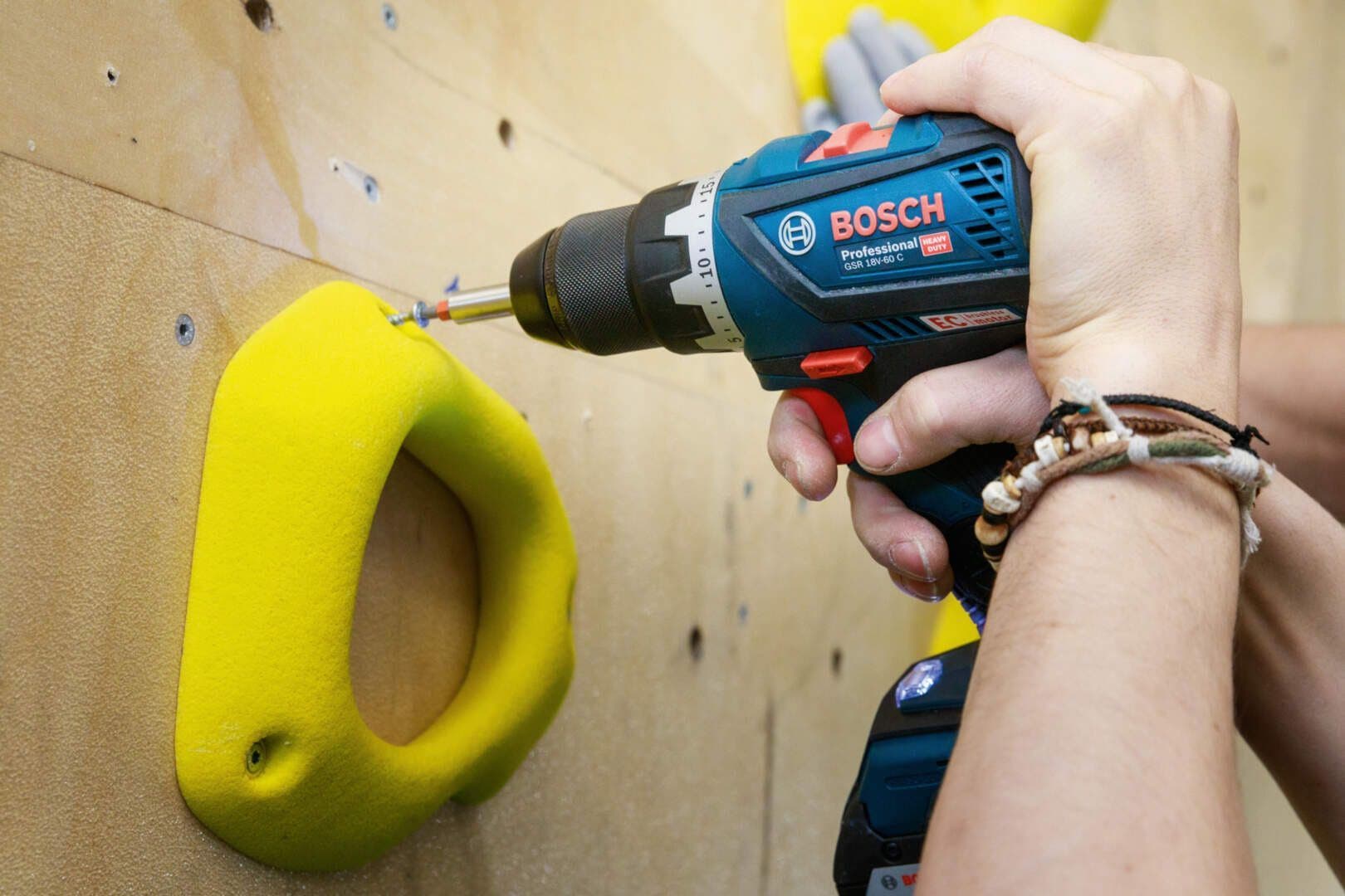 Bosch GSR 18V-60 C Akumulatorska bušilica-odvrtač, 2x4.0Ah - slika 3