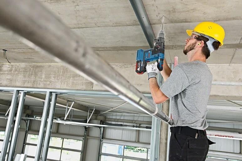 Bosch GBH 18V-26 + GDE 18V-16 Akumulatorski elektro-pneumatski čekić / bušilica, 2x6.0Ah - slika 13