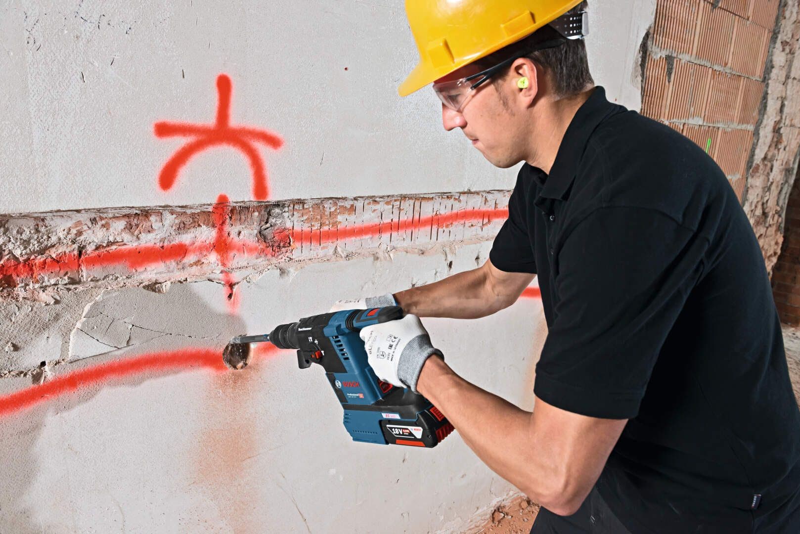 Bosch GBH 18V-26 + GDE 18V-16 Akumulatorski elektro-pneumatski čekić / bušilica, 2x6.0Ah - slika 17