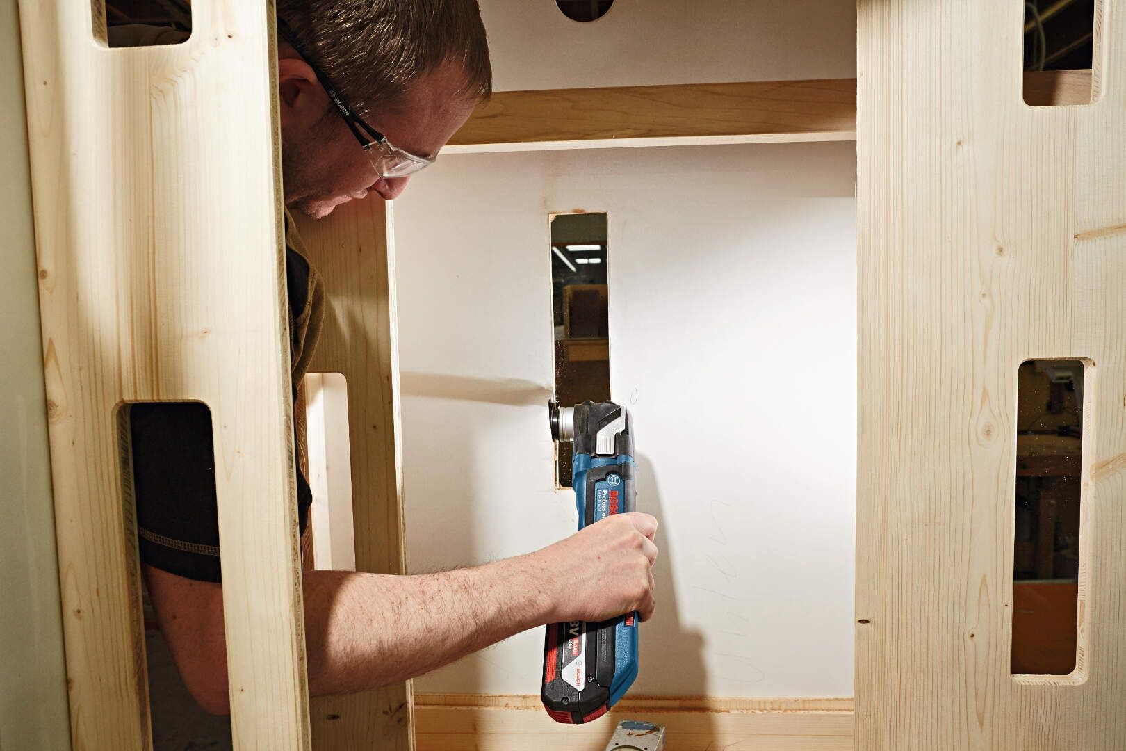 Bosch GOP 18V-28 Akumulatorski višenamenski alat / Renovator, 2x5.0Ah - slika 16