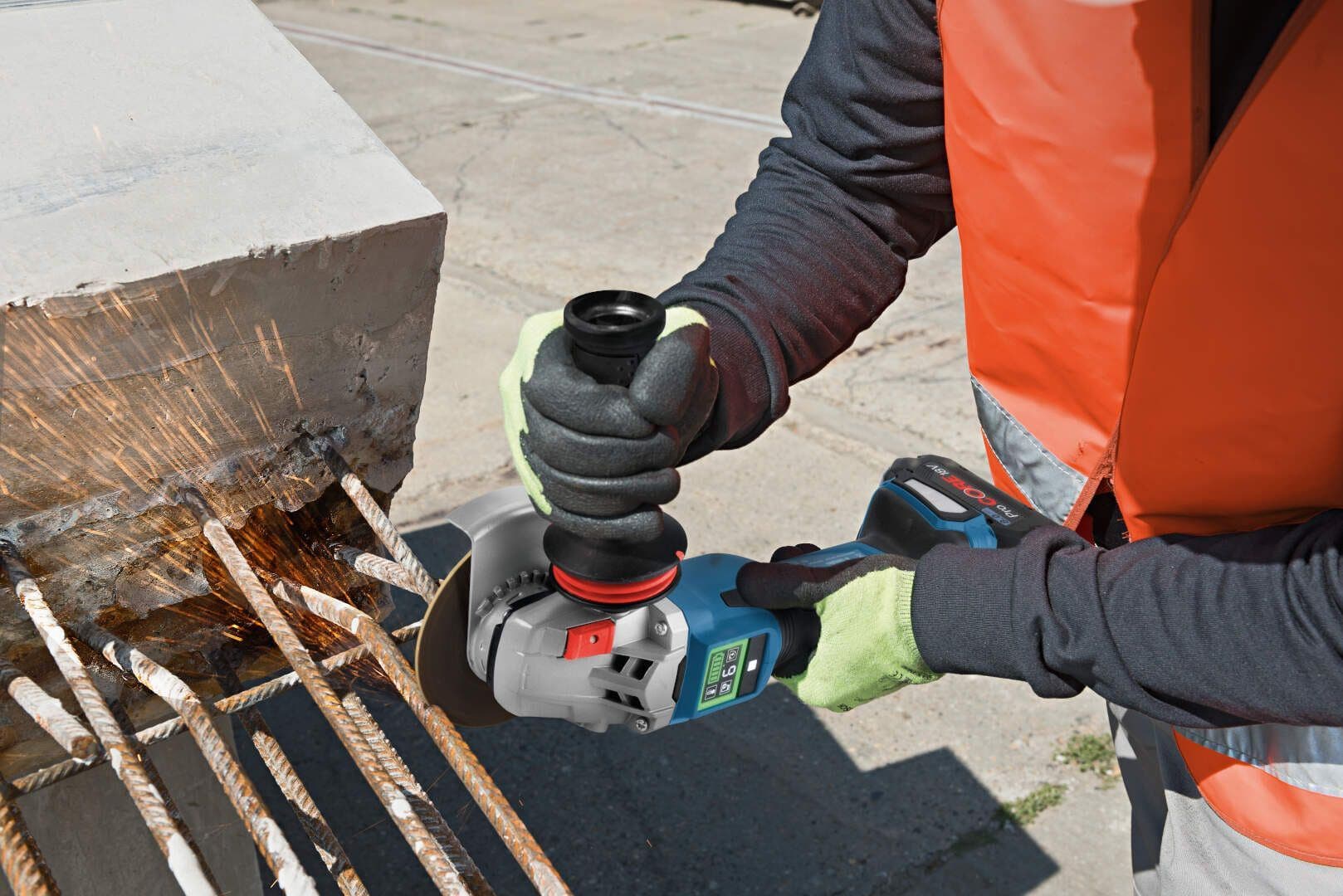 Bosch GWS 18V-15 SC Akumulatorska ugaona brusilica, 125mm, 2x8.0Ah - slika 13