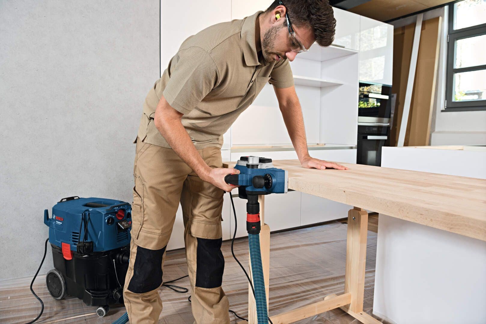 Bosch GHO 26-82 D Električno rende, 710W, PVC kofer - slika 3