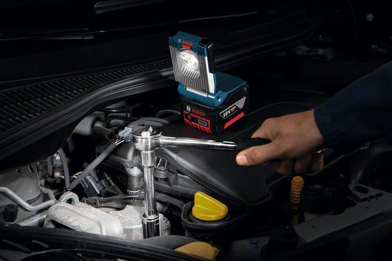 Bosch GLI VariLED 136 Akumulatorska led lampa - slika 2