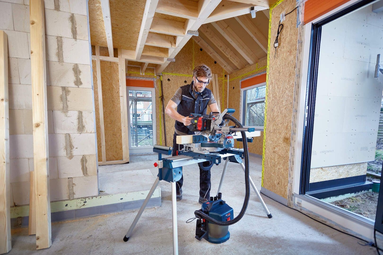 Bosch GCM 18V-216 Biturbo Akumulatorska potezna stacionarna testera - ger, 2x8.0Ah - slika 9