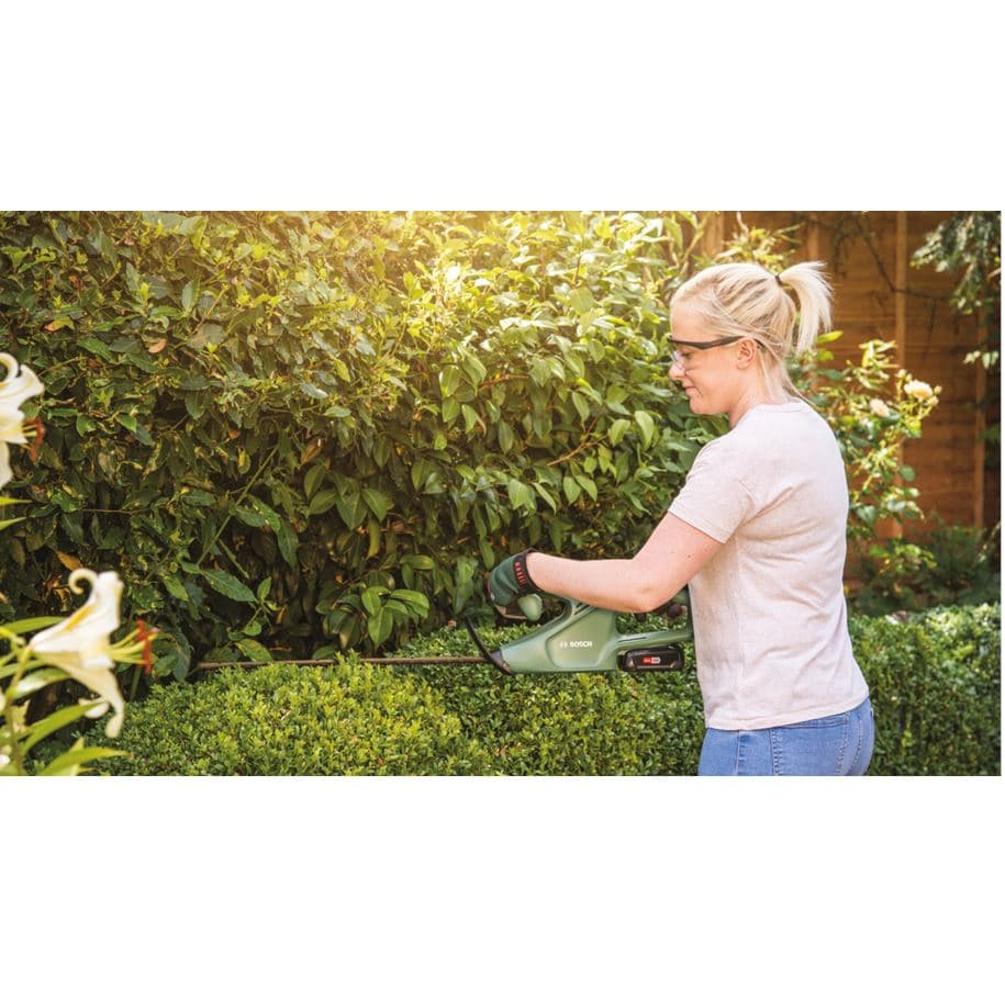 Bosch EasyHedgeCut 18-45 Akumulatorske makaze za živu ogradu, 1x2.0Ah - slika 4