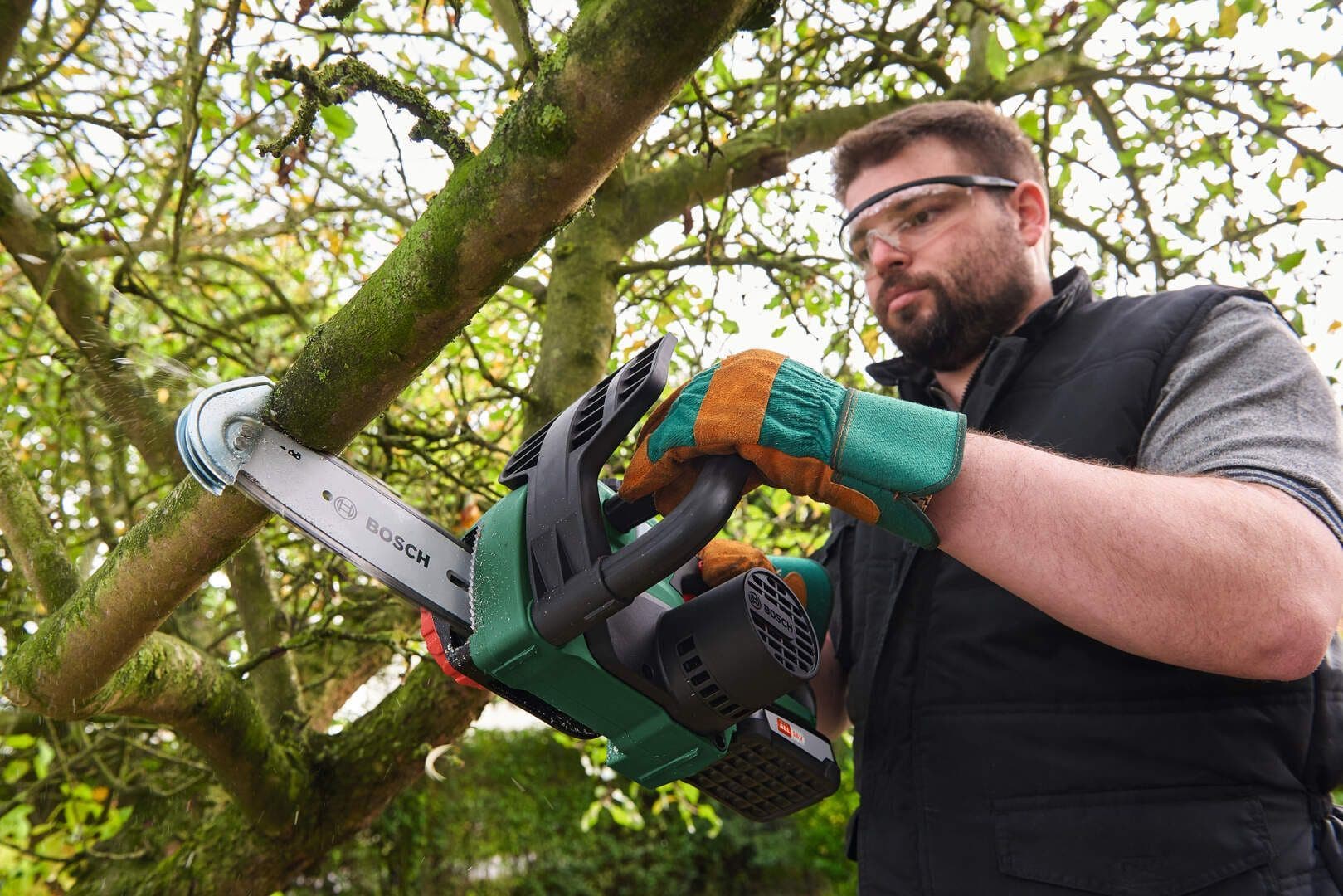 Bosch UniversalChain 18 Akumulatorska lančana testera, 1x2.5Ah - slika 6