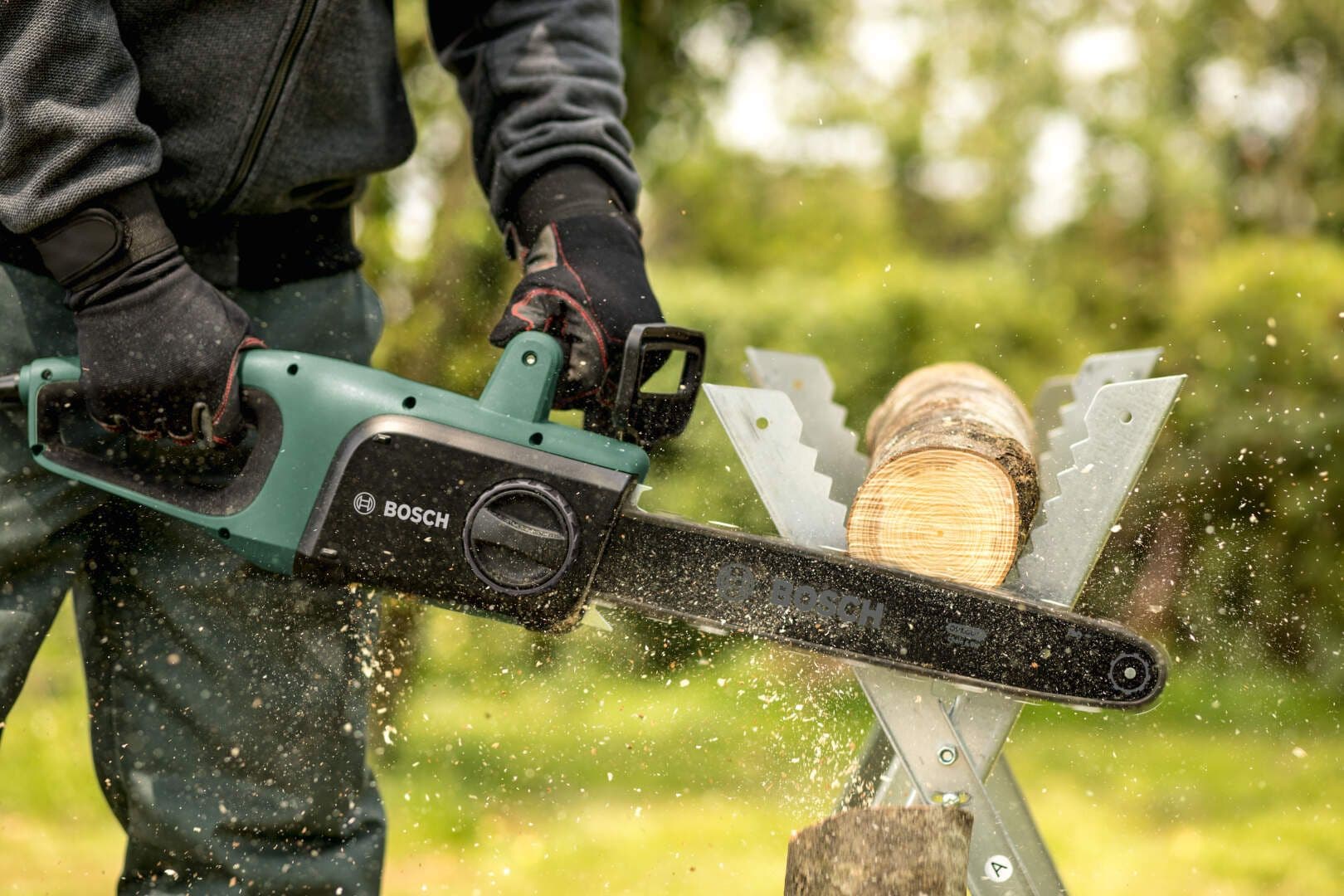 Bosch UniversalChain 35 Električna lančana testera, 1.800W - slika 5