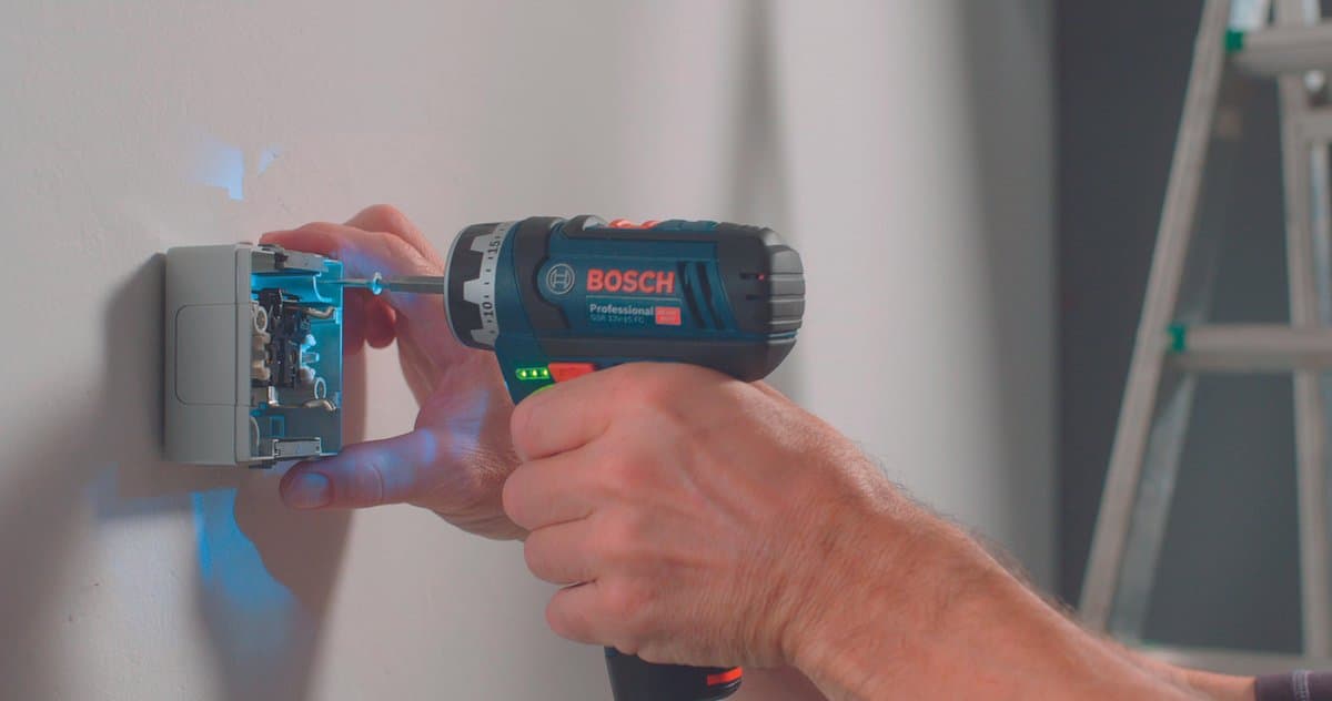 Bosch GSR 12V-15 FC + GFA 12 B Akumulatorska bušilica/odvrtač, Solo - slika 3