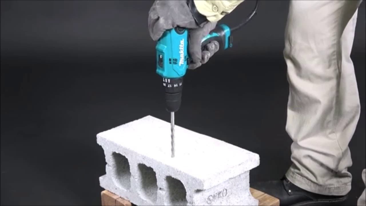 Makita HP0300 udarna bušilica - zavrtač, 320W - slika 3