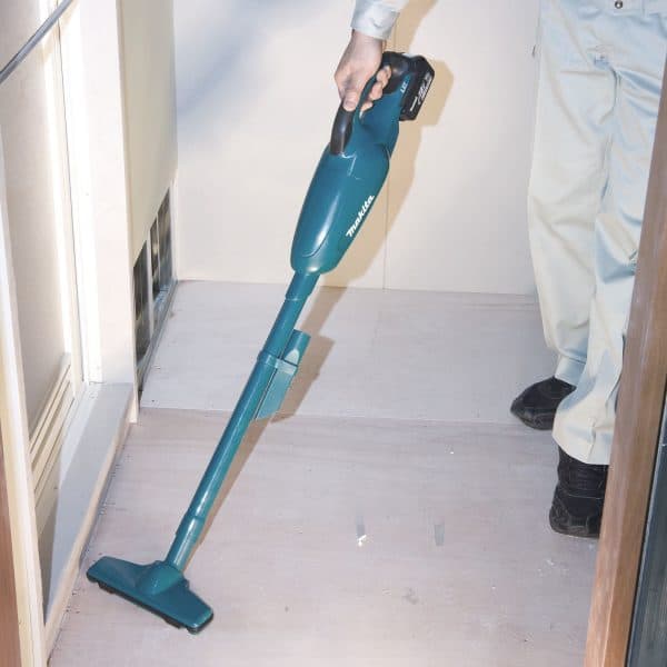 Akumulatorski usisavač Makita DCL180Z, bez baterije i punjača - slika 2