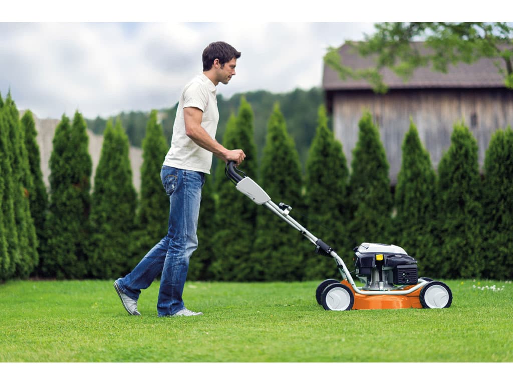STIHL RM 2.0 R Benzinska kosačica, 2.8 KS - slika 5