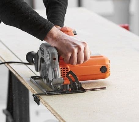 Black+Decker CS1250LA Kružna testera 1250W - 66 MM + list testere  - slika 3