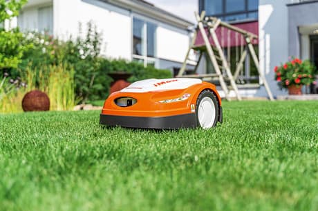 STIHL iMOW RMI 422 P Robotska kosačica - slika 2